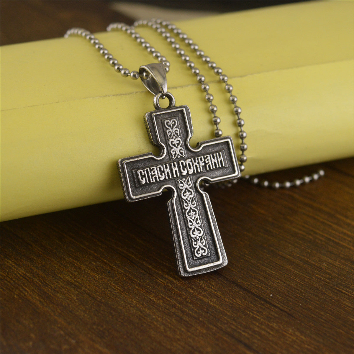 New Vintage Cross Stainless Steel Pendant